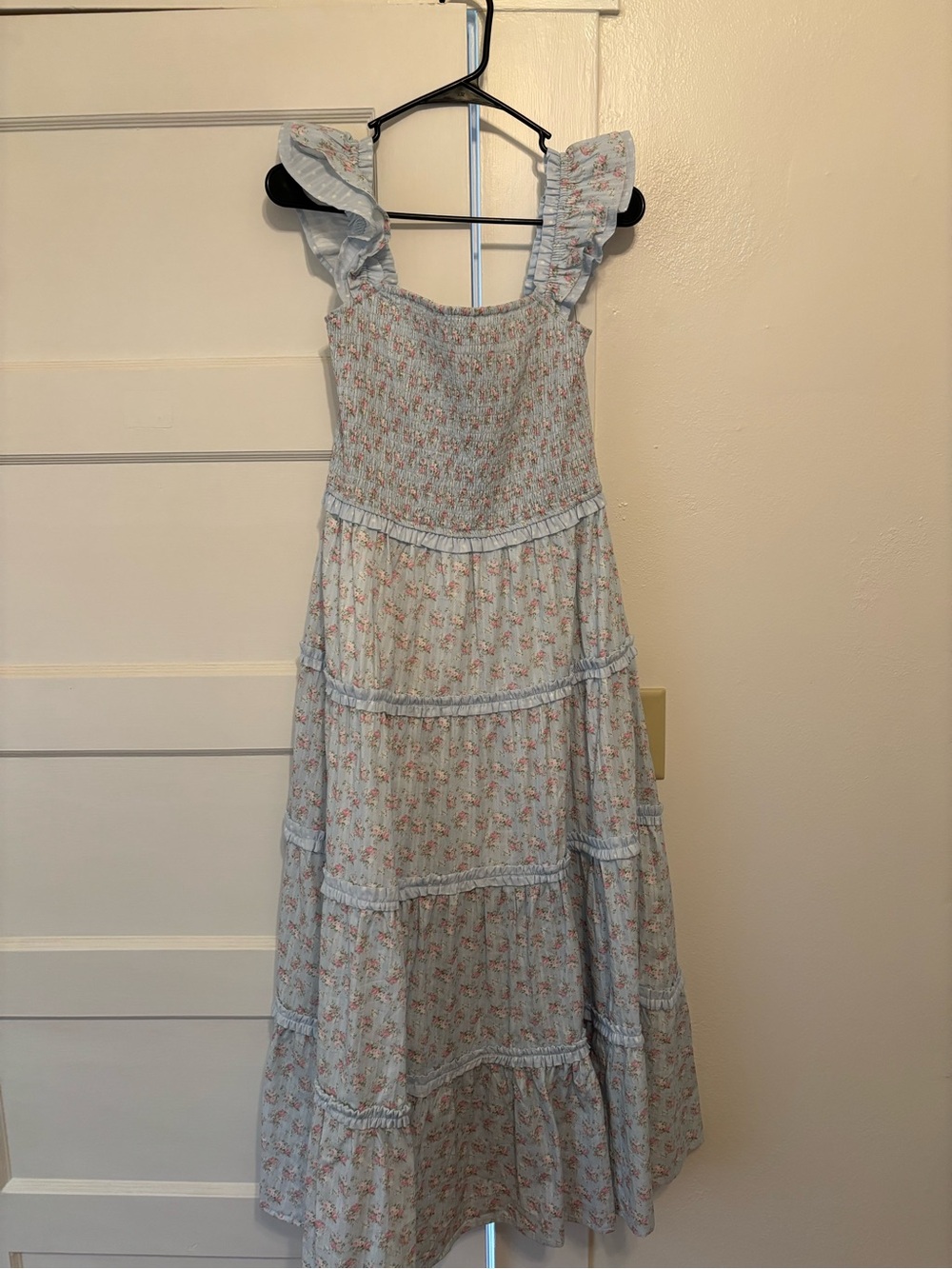 Peach Love California Light Blue Floral Midi Dress